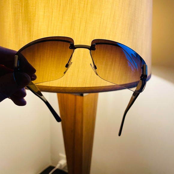 Authentic Gucci vintage shield sunglasses main image 13